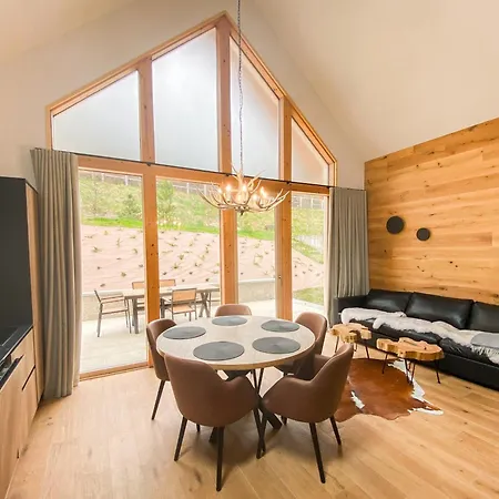 Chalet Bela *
